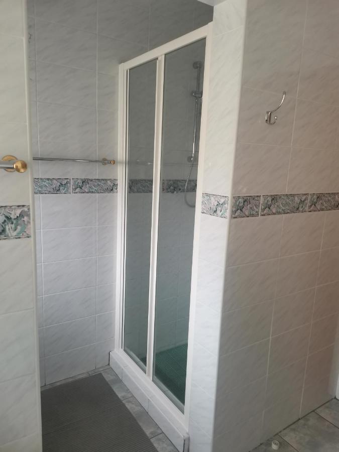 Eikepark Self Catering Apartment Стеленбош Екстериор снимка